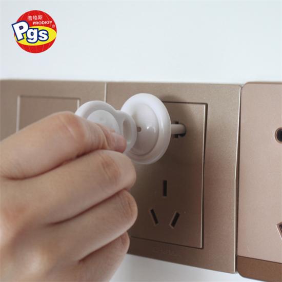 child proof plastic open key plug socket covers